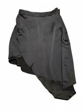 Forever 21 asymmetrical skirt